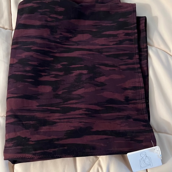 NWT Lululemon Vinyasa Scarf - Picture 1 of 3
